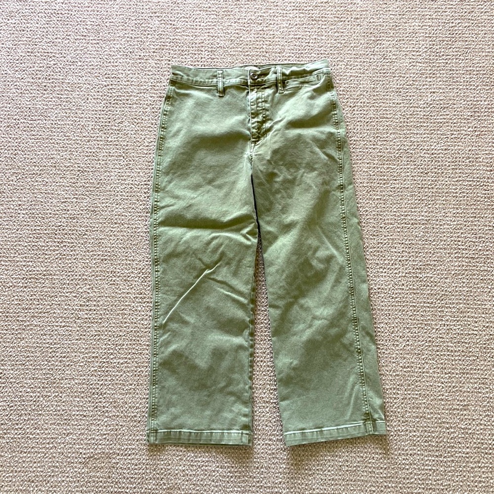 Army green jcrew chino